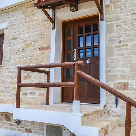 Petra-mare 6 * Triopetra
